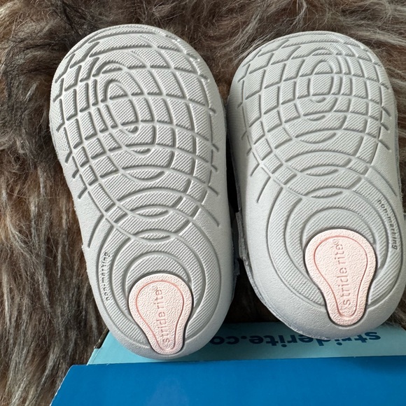 Stride Rite sandals - Picture 3 of 10